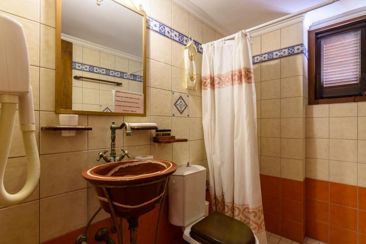 Eros Pittoresque Retreats - Perfect Location, Panoramic Seaview Koroni  Bagian luar foto