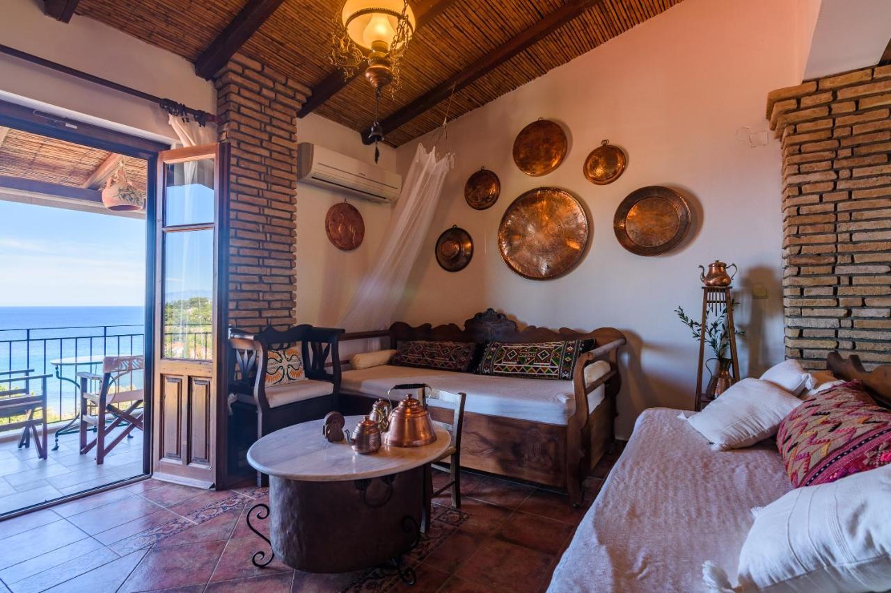 Eros Pittoresque Retreats - Perfect Location, Panoramic Seaview Koroni  Bagian luar foto