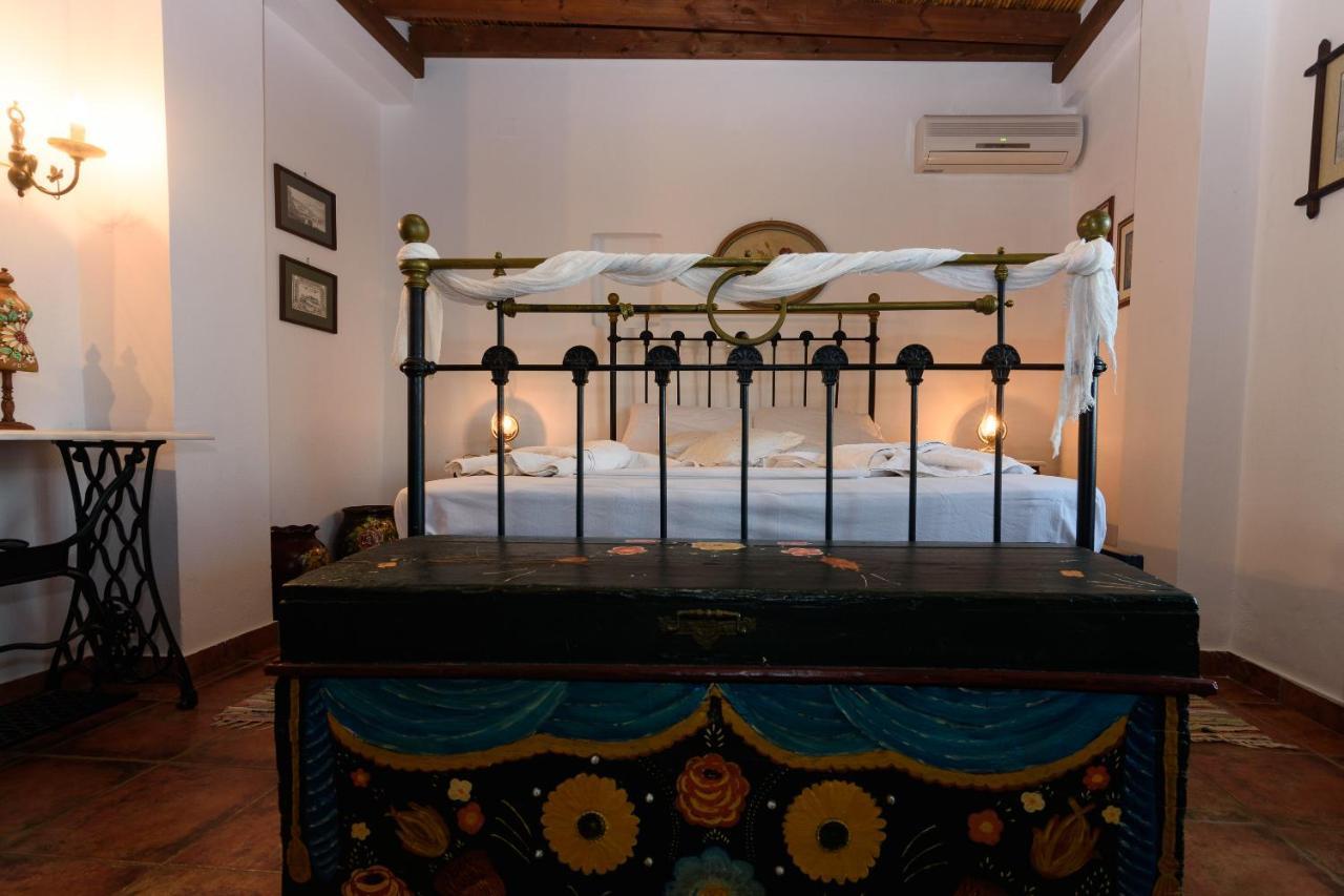 Eros Pittoresque Retreats - Perfect Location, Panoramic Seaview Koroni  Bagian luar foto