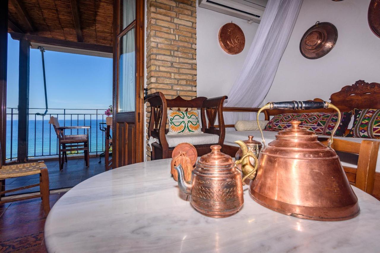 Eros Pittoresque Retreats - Perfect Location, Panoramic Seaview Koroni  Bagian luar foto