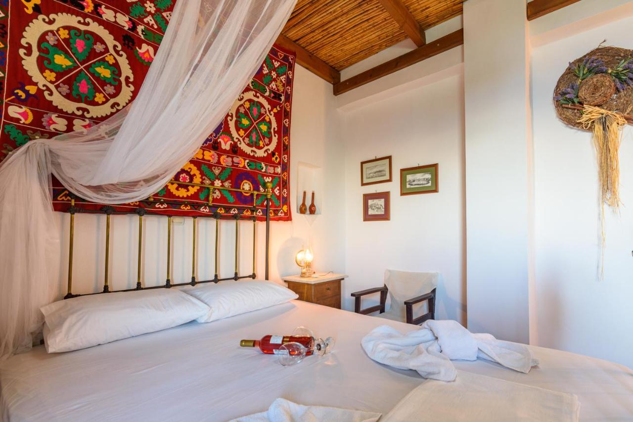 Eros Pittoresque Retreats - Perfect Location, Panoramic Seaview Koroni  Bagian luar foto