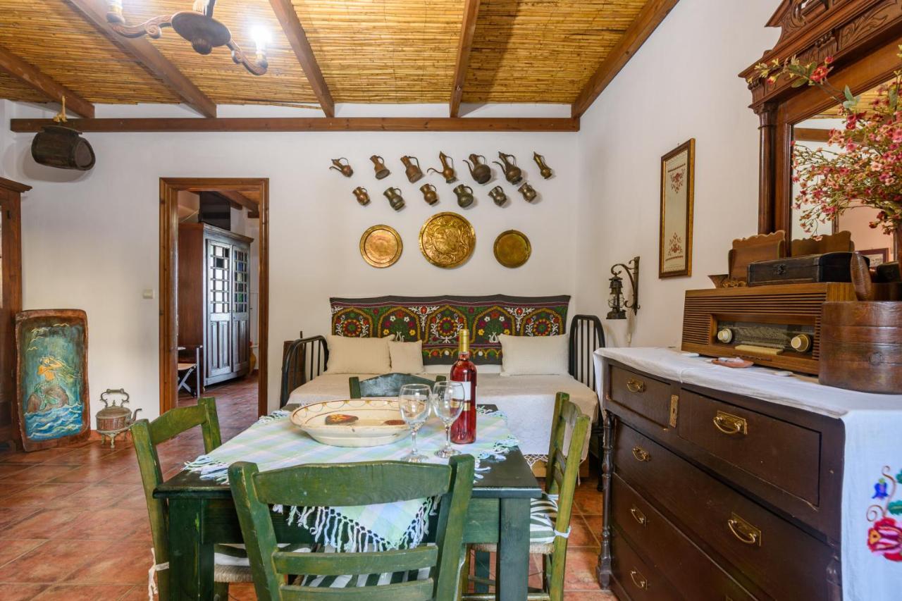 Eros Pittoresque Retreats - Perfect Location, Panoramic Seaview Koroni  Bagian luar foto